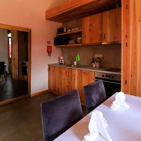 Quinta Do Falcao Almagreira (Santa Maria)