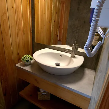 Quinta Do Falcao * Almagreira (Santa Maria)